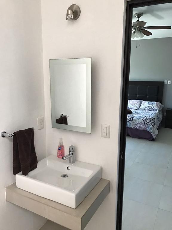 Hostal Urbano - Aeropuerto Alfredo V. Bonfil Εξωτερικό φωτογραφία