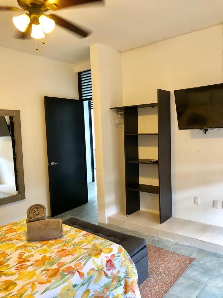 Hostal Urbano - Aeropuerto Alfredo V. Bonfil Εξωτερικό φωτογραφία